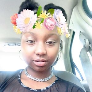 Meet your Posher, Jasmine